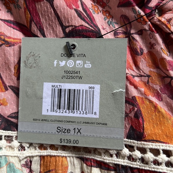 John Mark Plus Size Mixed Print Crochet Trim Square Neck 3/4 Cuff Sleeve - Picture 13 of 14